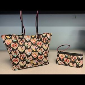 Dooney & Bourke Princess tote and wristlet 👸🏻👑